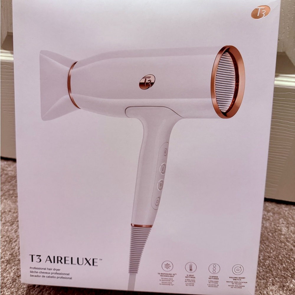 T3 Airluxe blow dryer